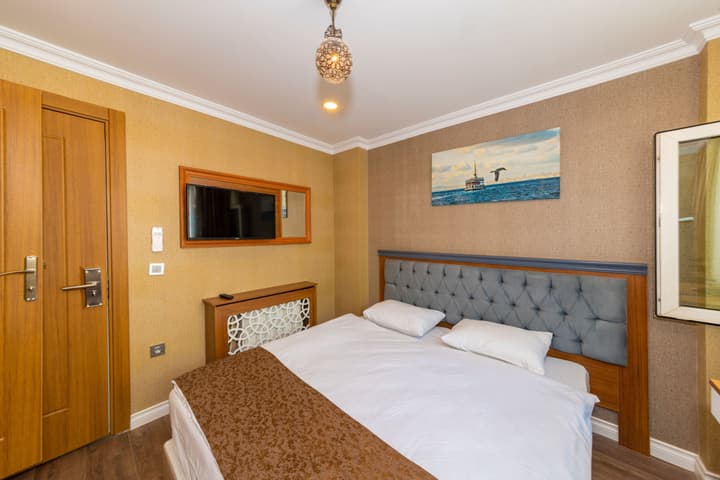GoldenSand Hotel