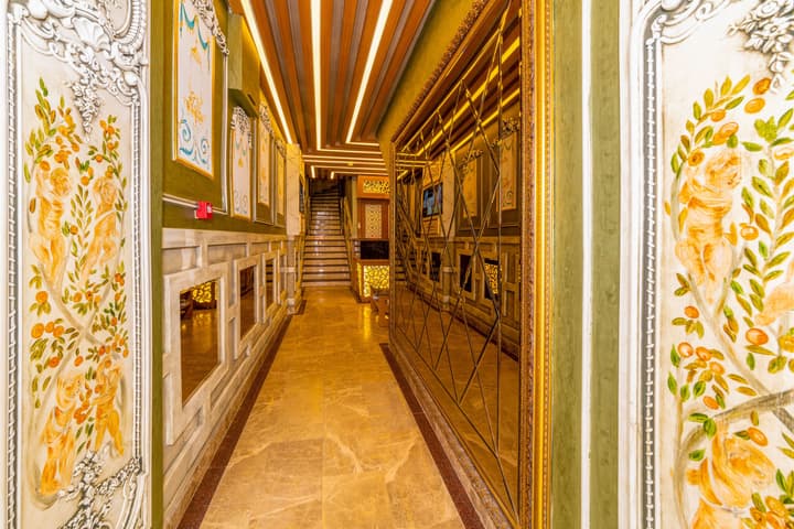 GoldenSand Hotel