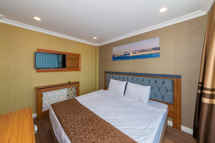 GoldenSand Hotel