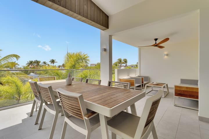 Delfins Residences