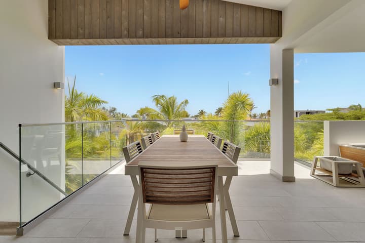 Delfins Residences