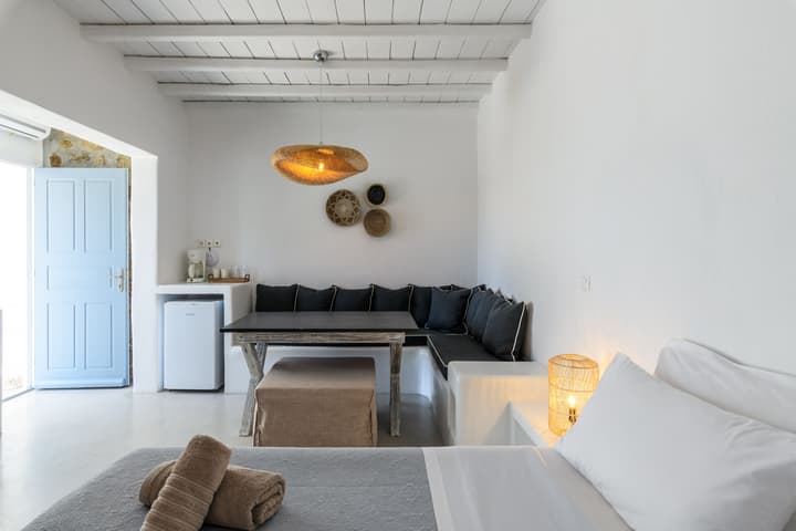 Mykonos Supreme Comfort Suites & Villas