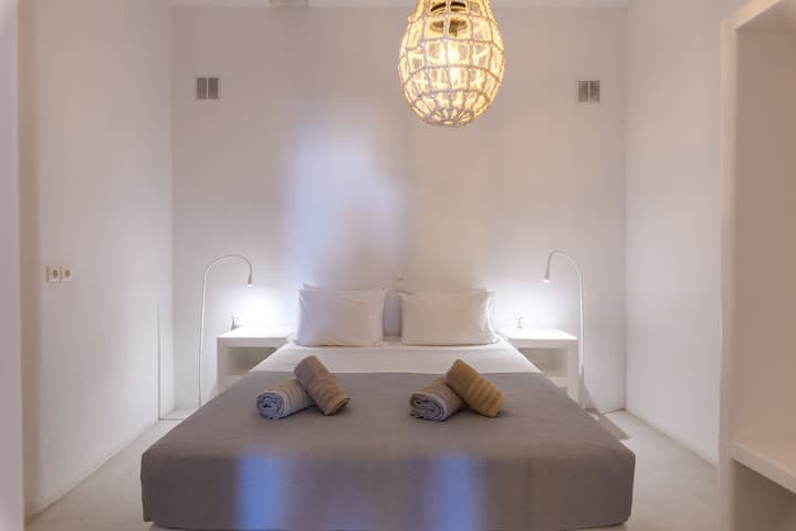 Mykonos Supreme Comfort Suites & Villas