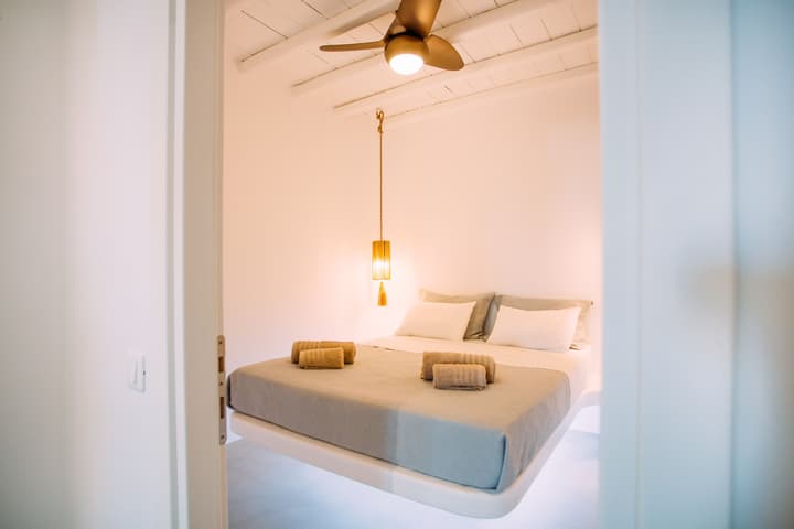 Mykonos Supreme Comfort Suites & Villas