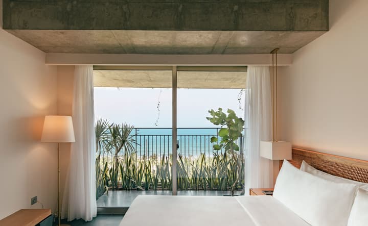 Chicland Danang Beach Hotel