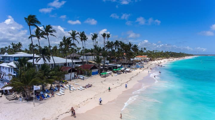Hotel Checkin El Cortecito Beach