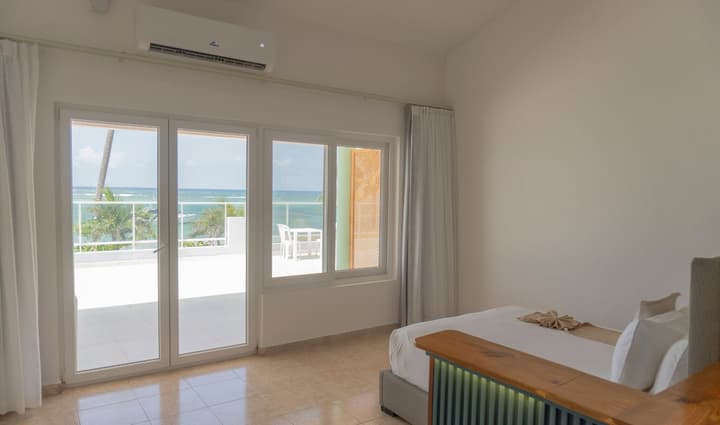 Hotel Checkin El Cortecito Beach
