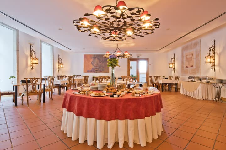 Lam Hotel Convento do Desagravo