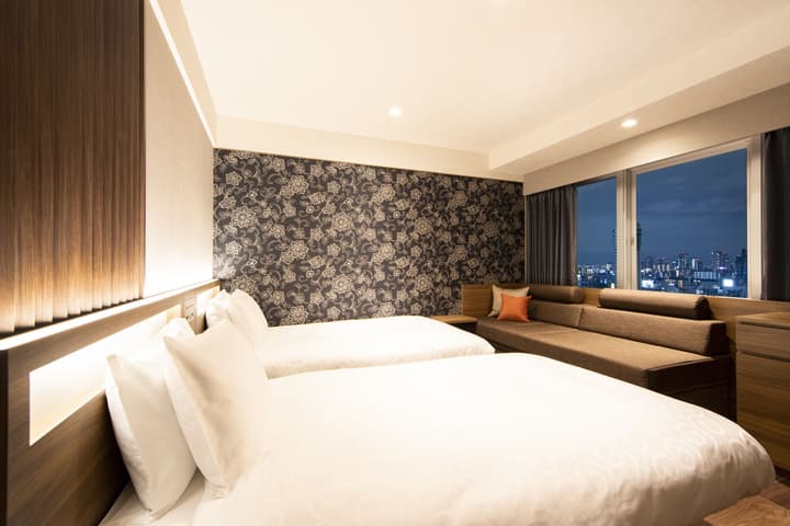 karaksa hotel grande Shin-Osaka Tower