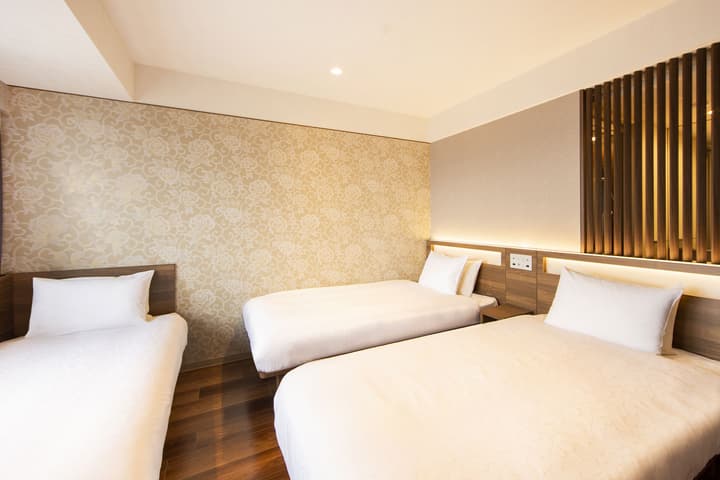 karaksa hotel grande Shin-Osaka Tower