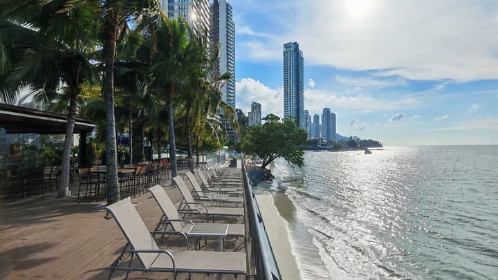 Hompton by the Beach Penang