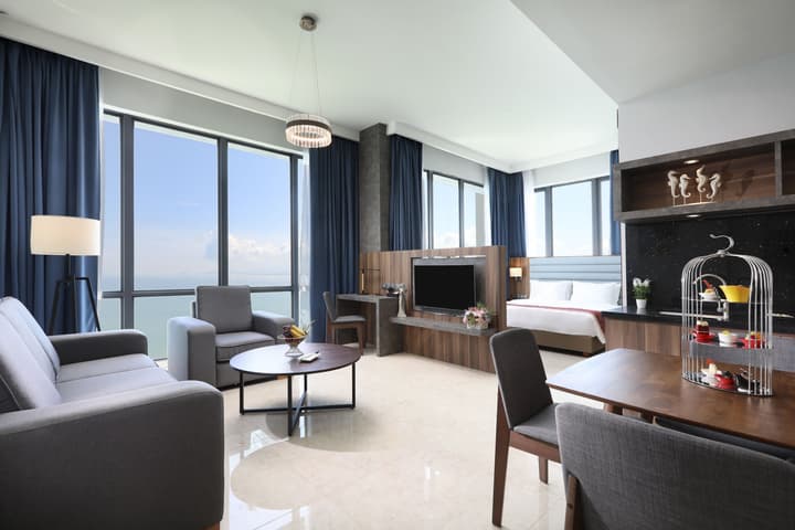 Hompton by the Beach Penang