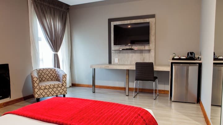 Sagwadi Hotel