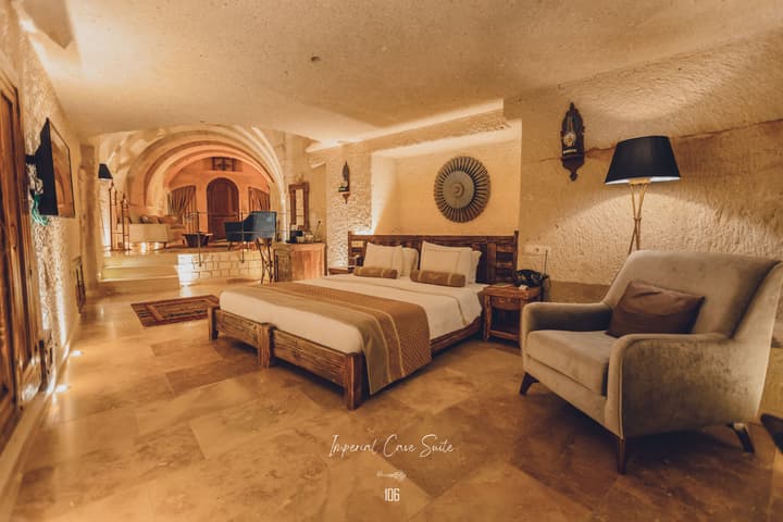 Nino Cave Suites