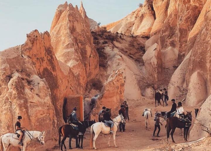 Nino Cave Suites