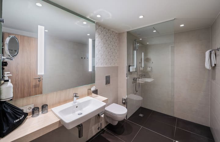 Holiday Inn Hamburg - Berliner Tor by IHG