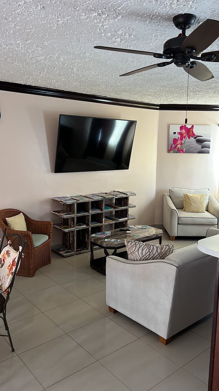 Island Turquoise Rental