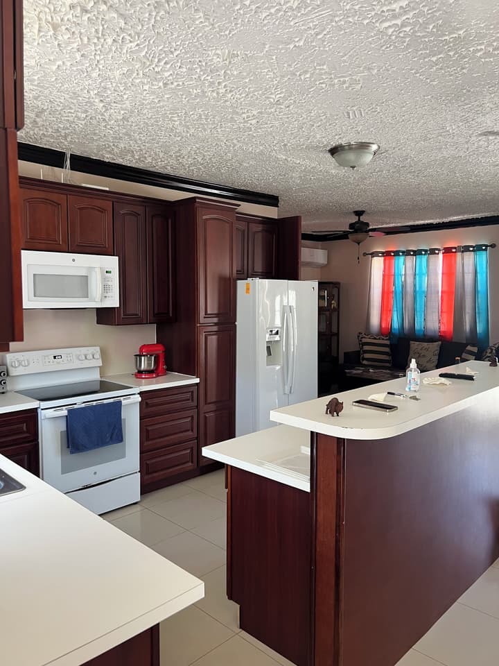 Island Turquoise Rental
