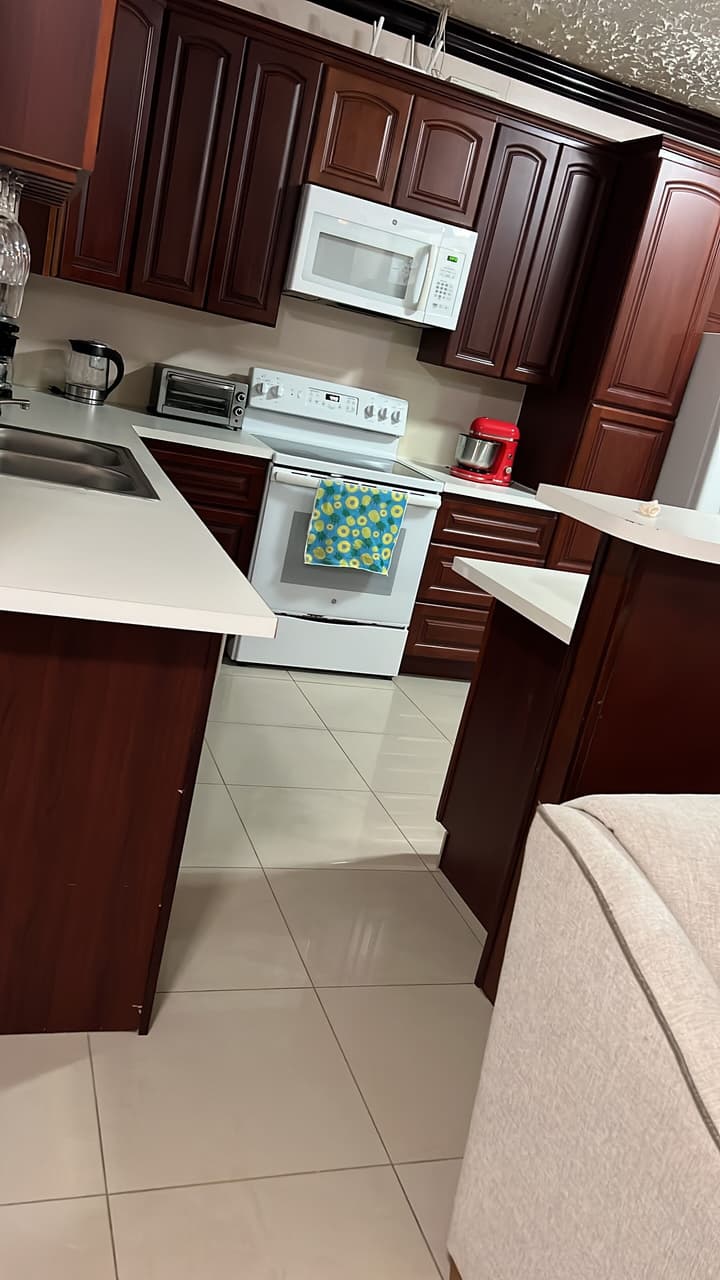 Island Turquoise Rental