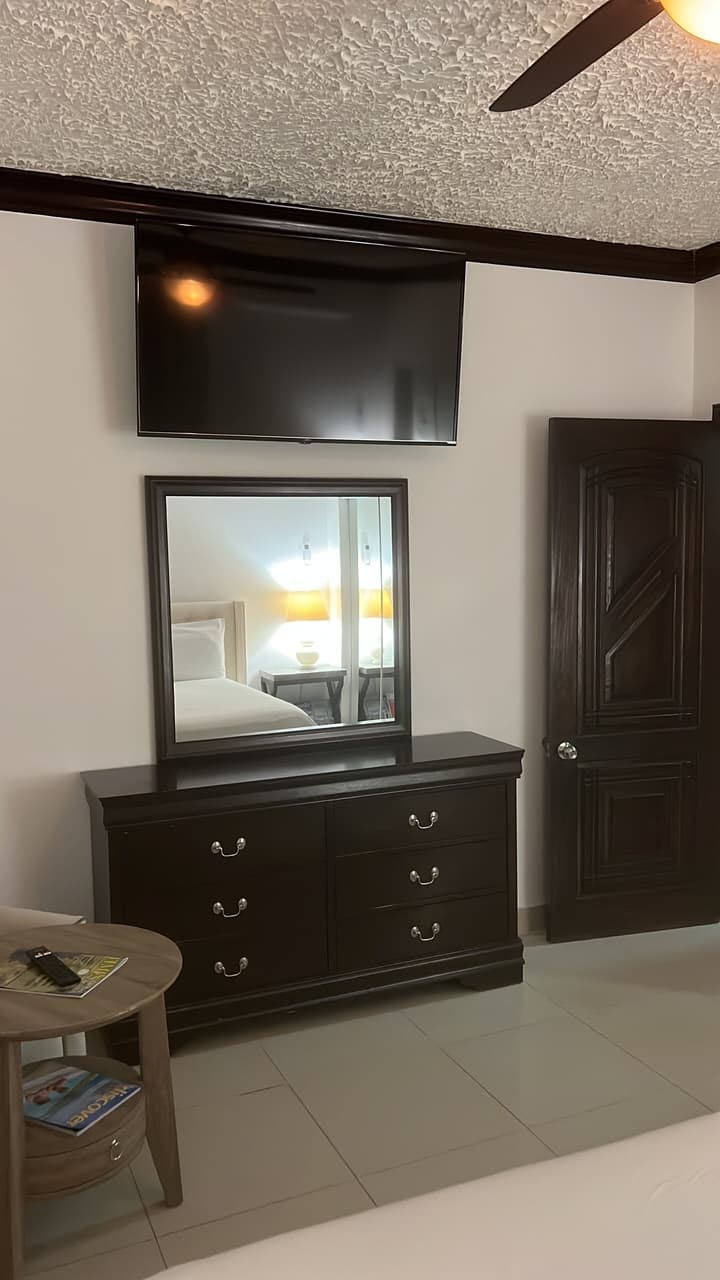 Island Turquoise Rental