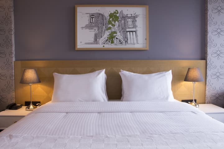 Four-G Hotel