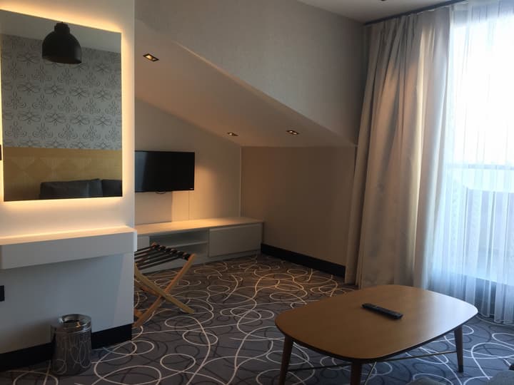 Four-G Hotel
