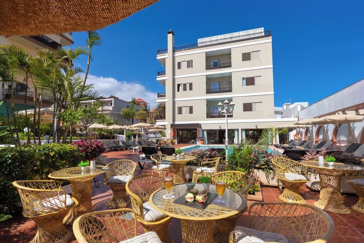 Hotel Don Manolito
