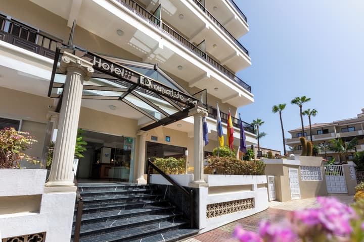 Hotel Don Manolito