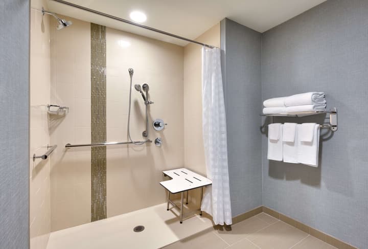 Hyatt Place Anchorage Midtown