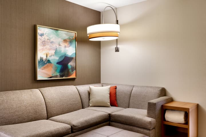 Hyatt Place Anchorage Midtown