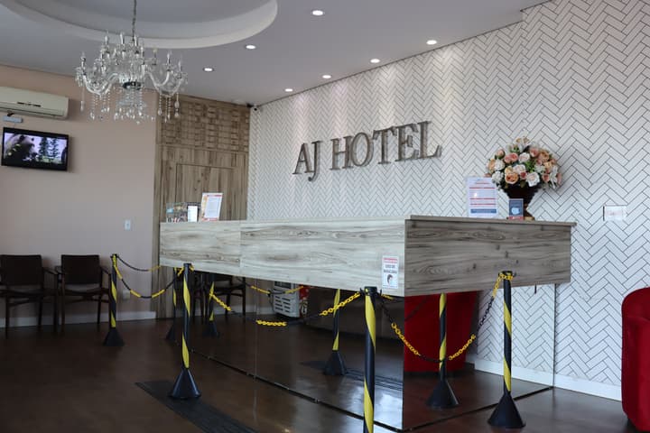 Aj Hotel