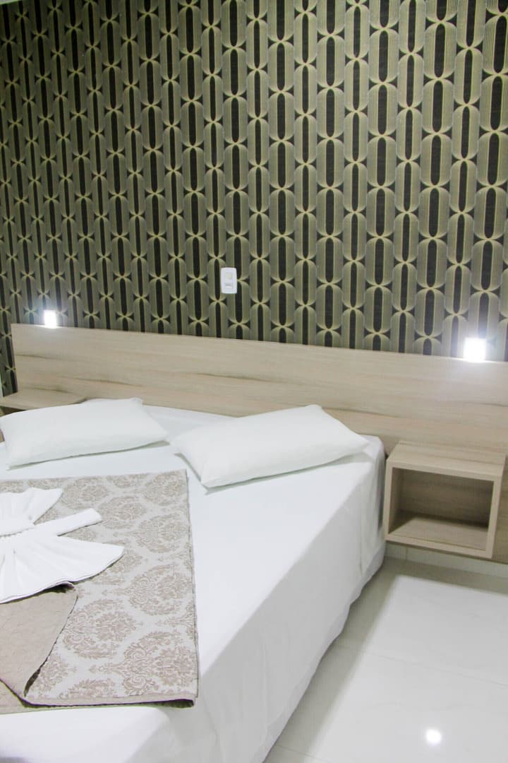 Aj Hotel