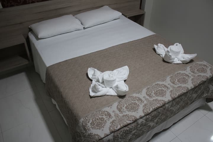 Aj Hotel