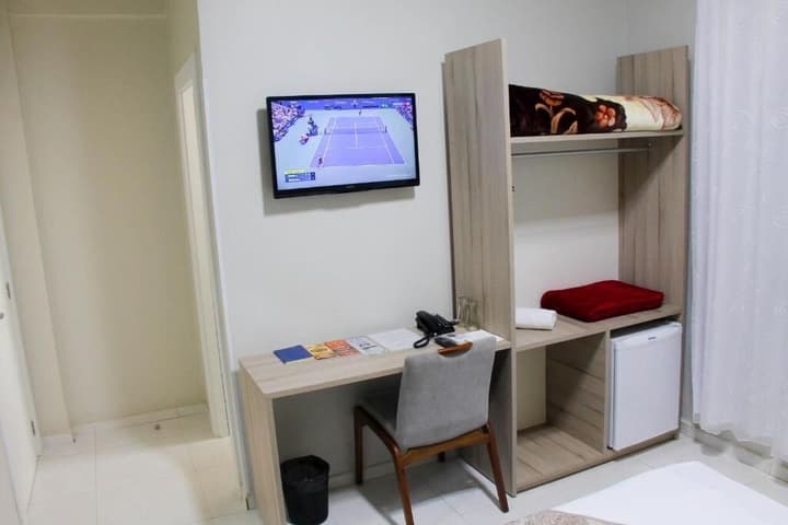 Aj Hotel