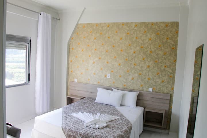 Aj Hotel