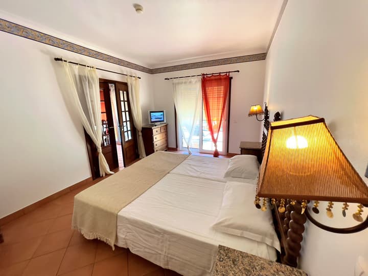 Quinta do Mar - Country & Sea Village