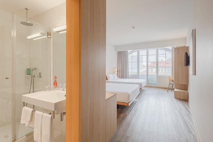 Moov Hotel Porto Centro