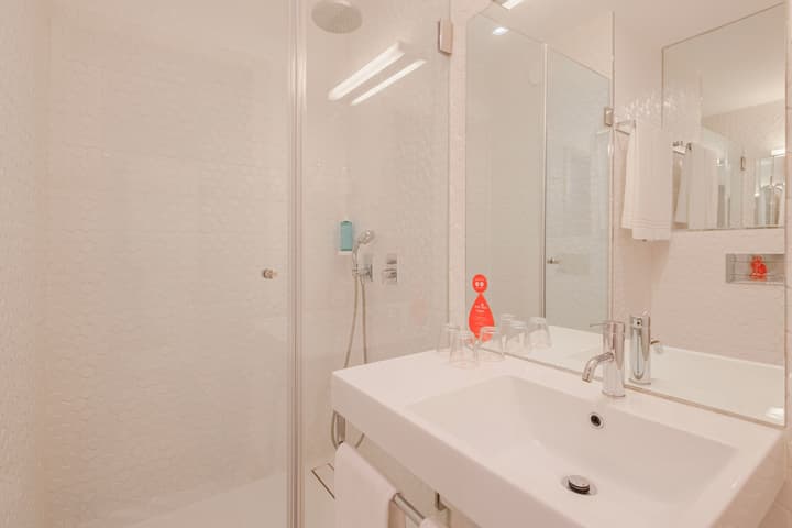 Moov Hotel Porto Centro