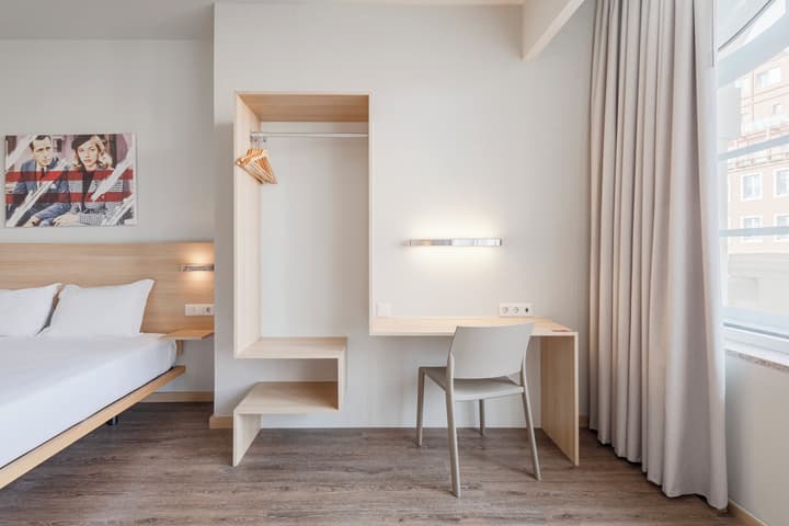 Moov Hotel Porto Centro