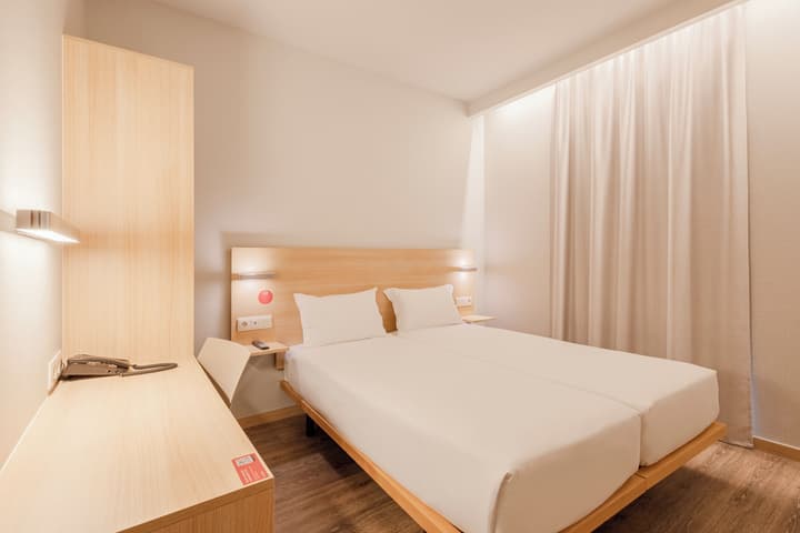 Moov Hotel Porto Centro