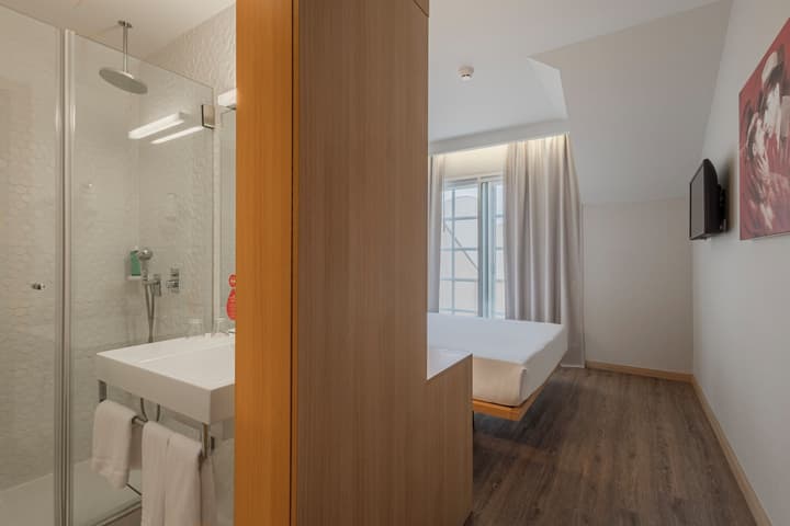 Moov Hotel Porto Centro