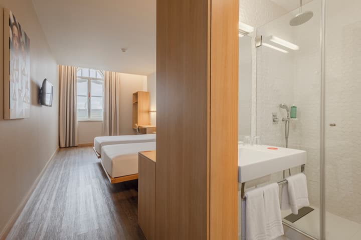 Moov Hotel Porto Centro