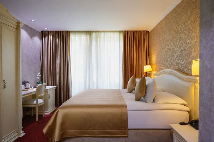 Grand Hotel & Spa Tirana
