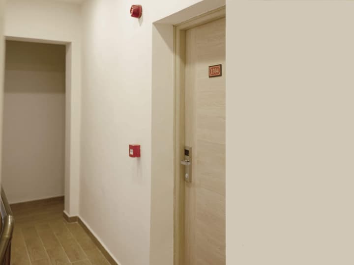 The Lola Hotel