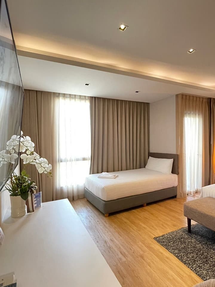 W3 Hotel