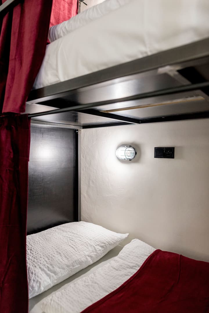 Wake Up Wellness Hostel by goodnite cz