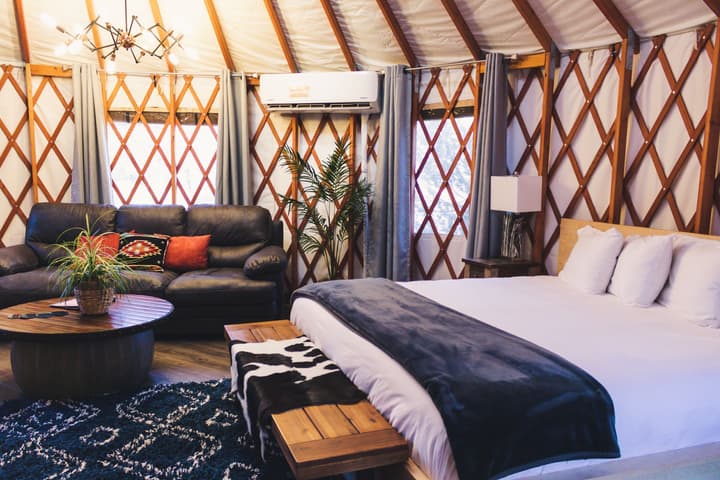 Escalante Yurts