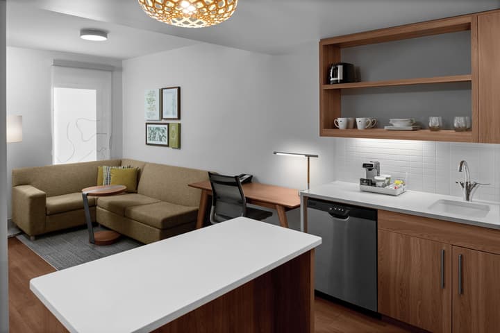 Element by Marriott Scottsdale at SkySong
