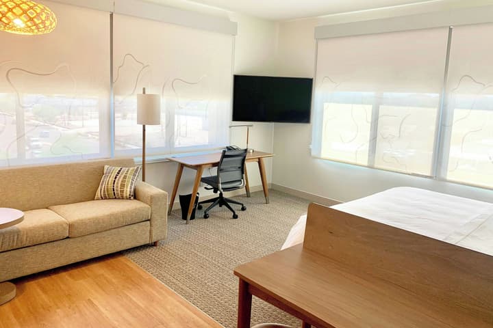 Element by Marriott Scottsdale at SkySong