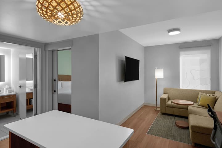 Element by Marriott Scottsdale at SkySong